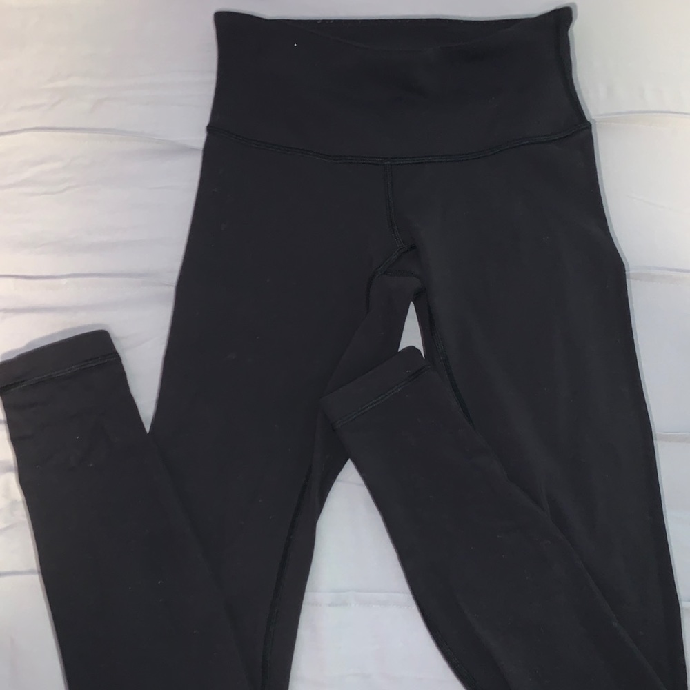 lululemon low rise leggings ON SALE ONLY TODAY!!!!